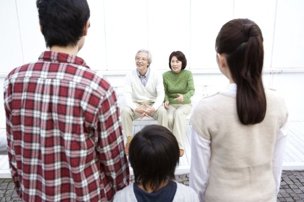 My son never had to do anything since he was a child... Six things my daughter-in-law and mother-in-law don t like her mother-in-law doing the most