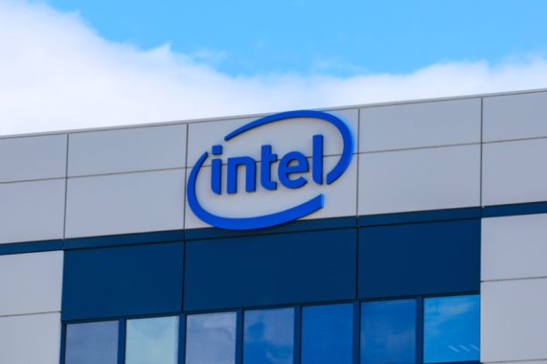 CNBC: Intel talks with big investors to increase their investment at discounted prices